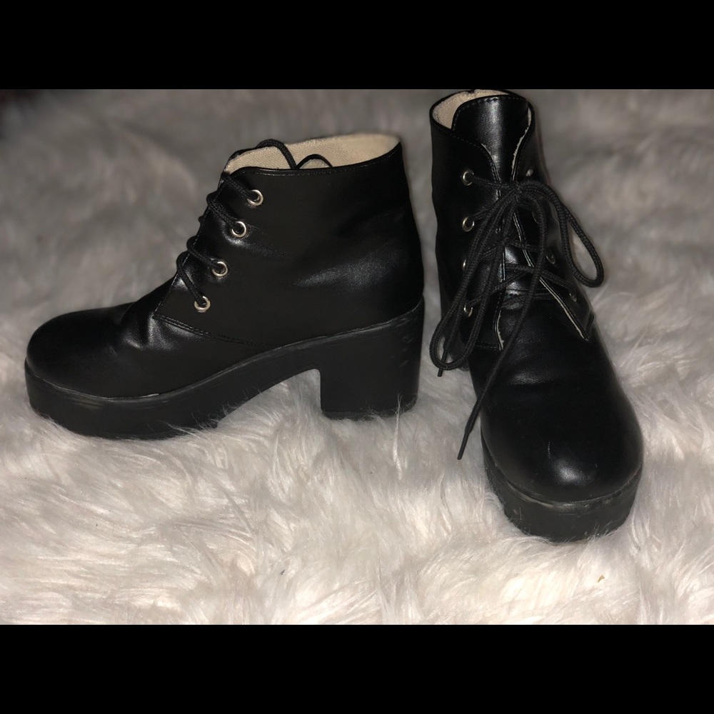 Platform bootie - Picture 2 of 2